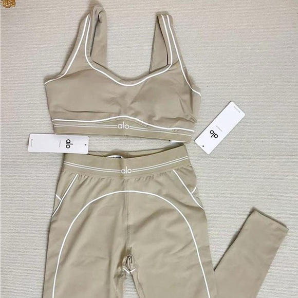 Heart Throb Set - Picture 12 of 12